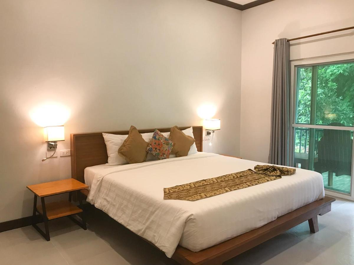Koh Yao Yai Sea Breeze House เกาะยาวใหญ่ซีบรีซเฮ้าส์ Hotel Bagian luar foto