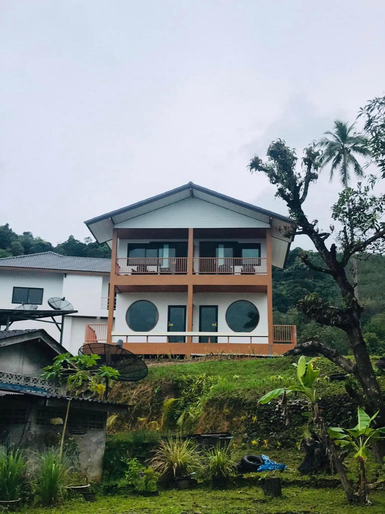 Koh Yao Yai Sea Breeze House เกาะยาวใหญ่ซีบรีซเฮ้าส์ Hotel Bagian luar foto